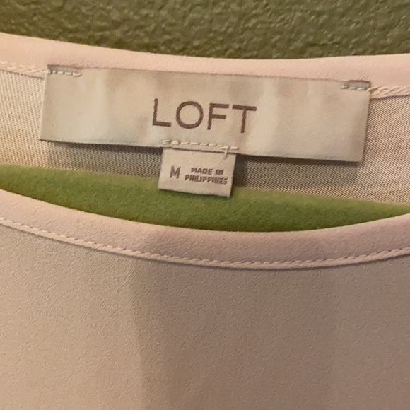 Soft pink blouse - Picture 3 of 3